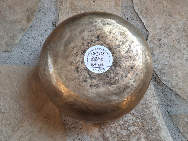 Bowl 858: 7" Antique Himalayan Singing Bowl 188 HZ F#3+28