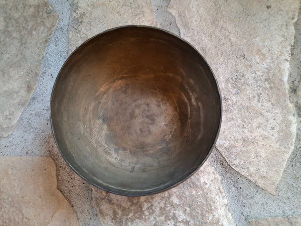 Bowl 817: 6.75" Antique Himalayan Singing Bowl 173 HZ F3-16