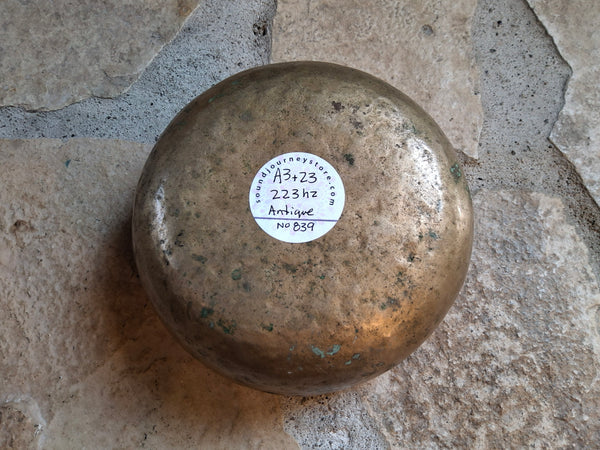 Bowl 839: 6.5" Vintage Himalayan Singing Bowl 223 HZ A3+23