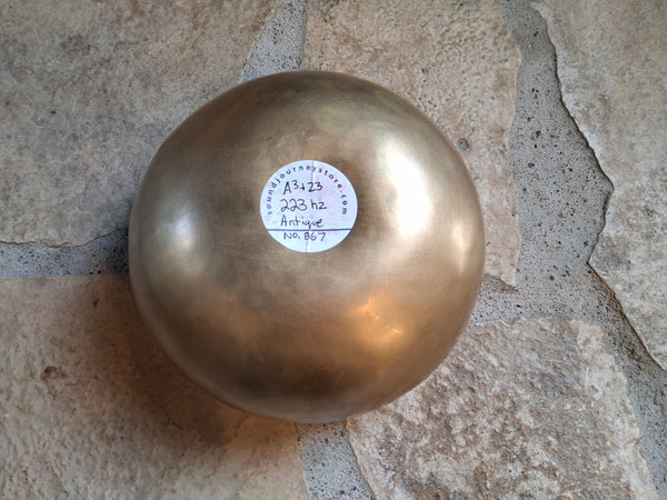 Bowl 867: 6.75" Vintage Himalayan Singing Bowl 223 HZ A3+23