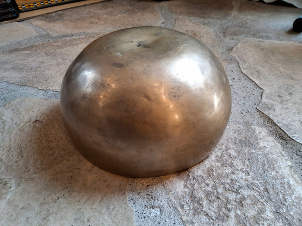 Bowl 847: 8" Vintage Himalayan Singing Bowl 120 HZ B2-49