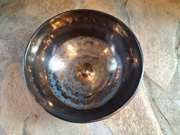 Bowl 940: 10" Thangka Art Work Himalayan Singing Bowl 141 Hz C#3+30