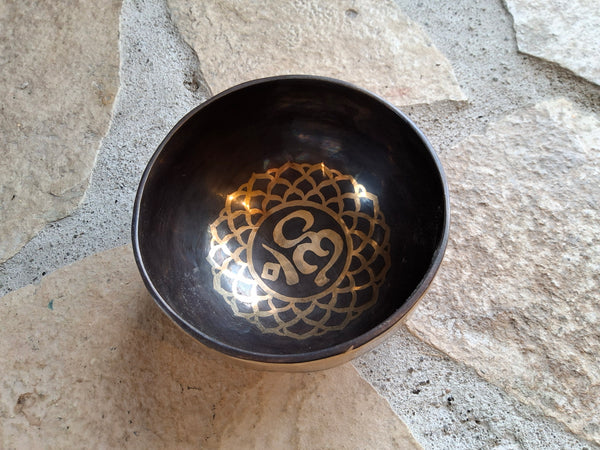 Bowl 741: 4.75" Thangka Artwork Himalayan Singing Bowl 185 HZ B4-49